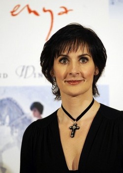 Enya на презентации альбома "And Winter Came..." в Мадриде